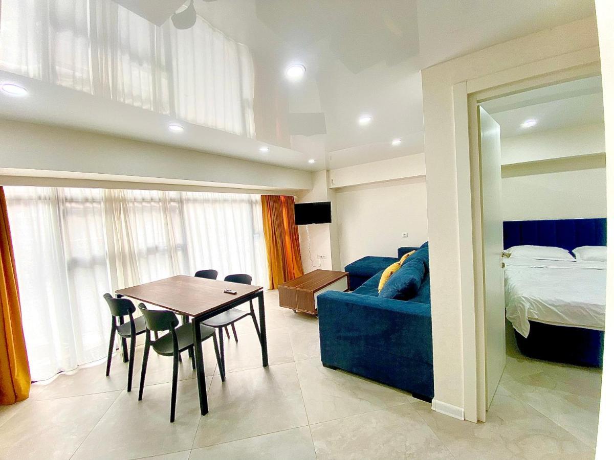 Gss - A Apartment Tbilisi Buitenkant foto